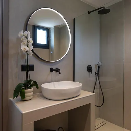 Strovilla Mare Beachfront With Private Pool * Psakoudia