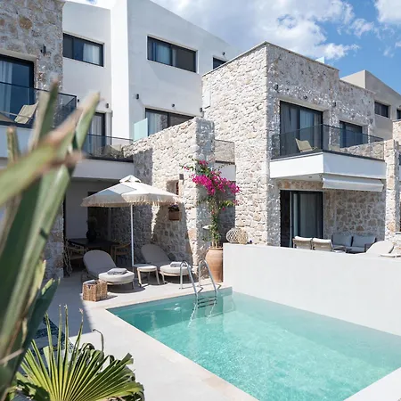 Villa Strovilla Mare Beachfront With Private Pool *