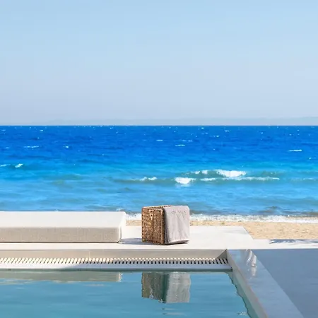 Strovilla Mare Beachfront With Private Pool Psakoudia
