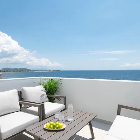 Strovilla Mare Beachfront With Private Pool Villa Psakoudia