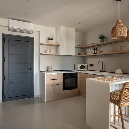Villa Strovilla Mare Beachfront With Private Pool