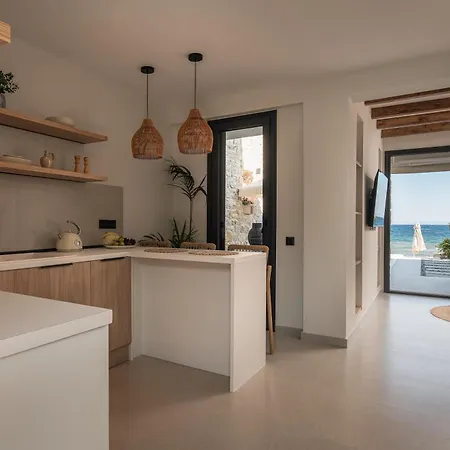 Strovilla Mare Beachfront With Private Pool Villa *