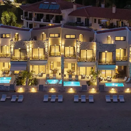 Villa Strovilla Mare Beachfront With Private Pool *