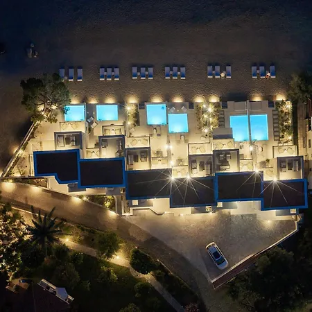 Villa Strovilla Mare Beachfront With Private Pool Psakoudia
